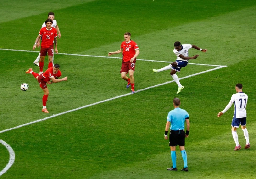 England, Croatia, Ghana advance from World Cup Group L