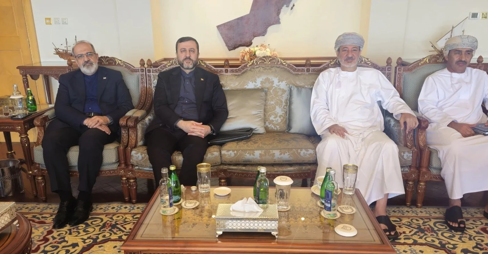 İran'dan Umman'a Hürmüz Boğazı uyarısı: Tek başımıza yönetiriz