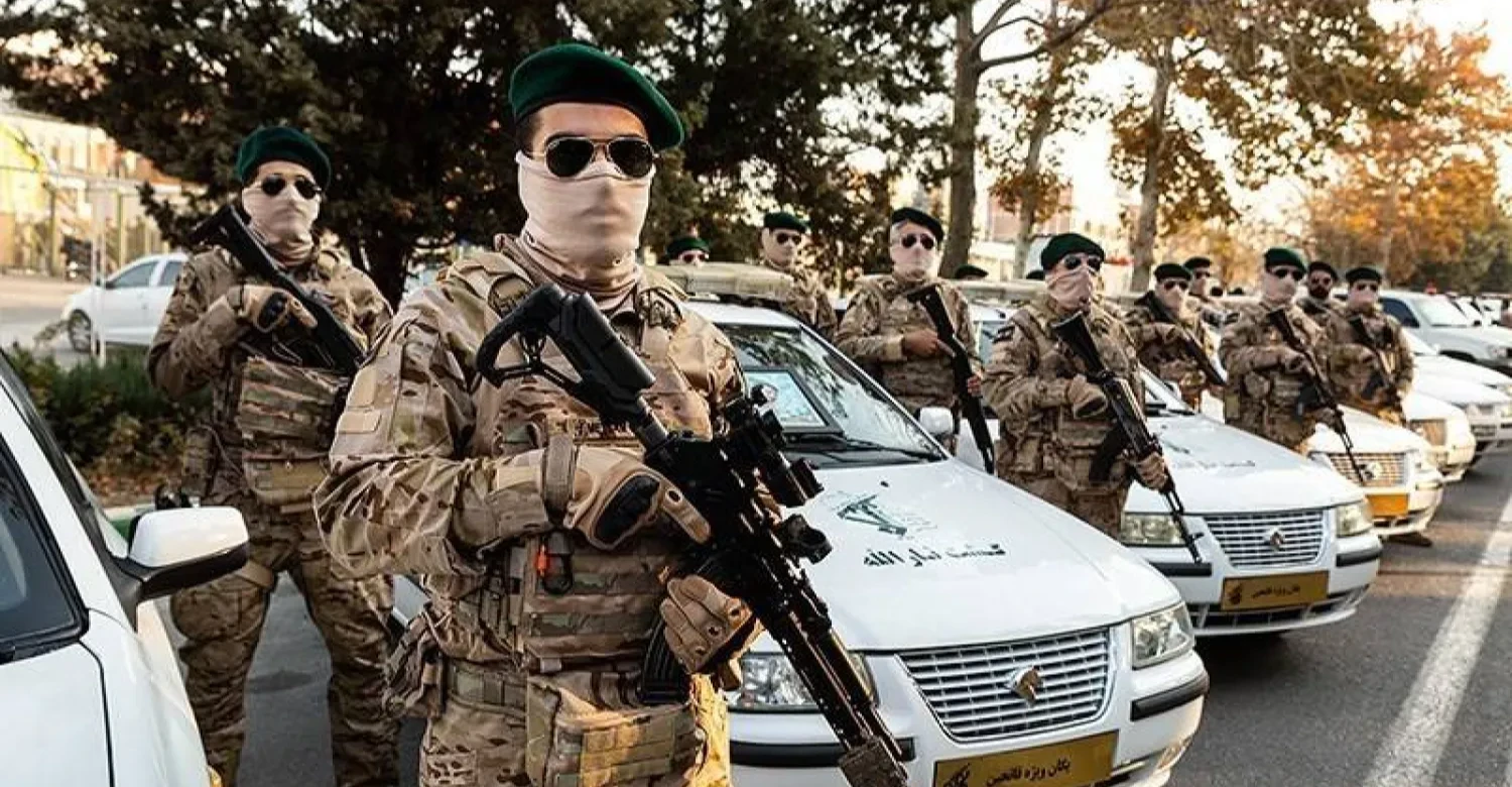مقتل واصابة اربعة عناصر من الحرس الثوري بهجوم مسلح غربي إيران