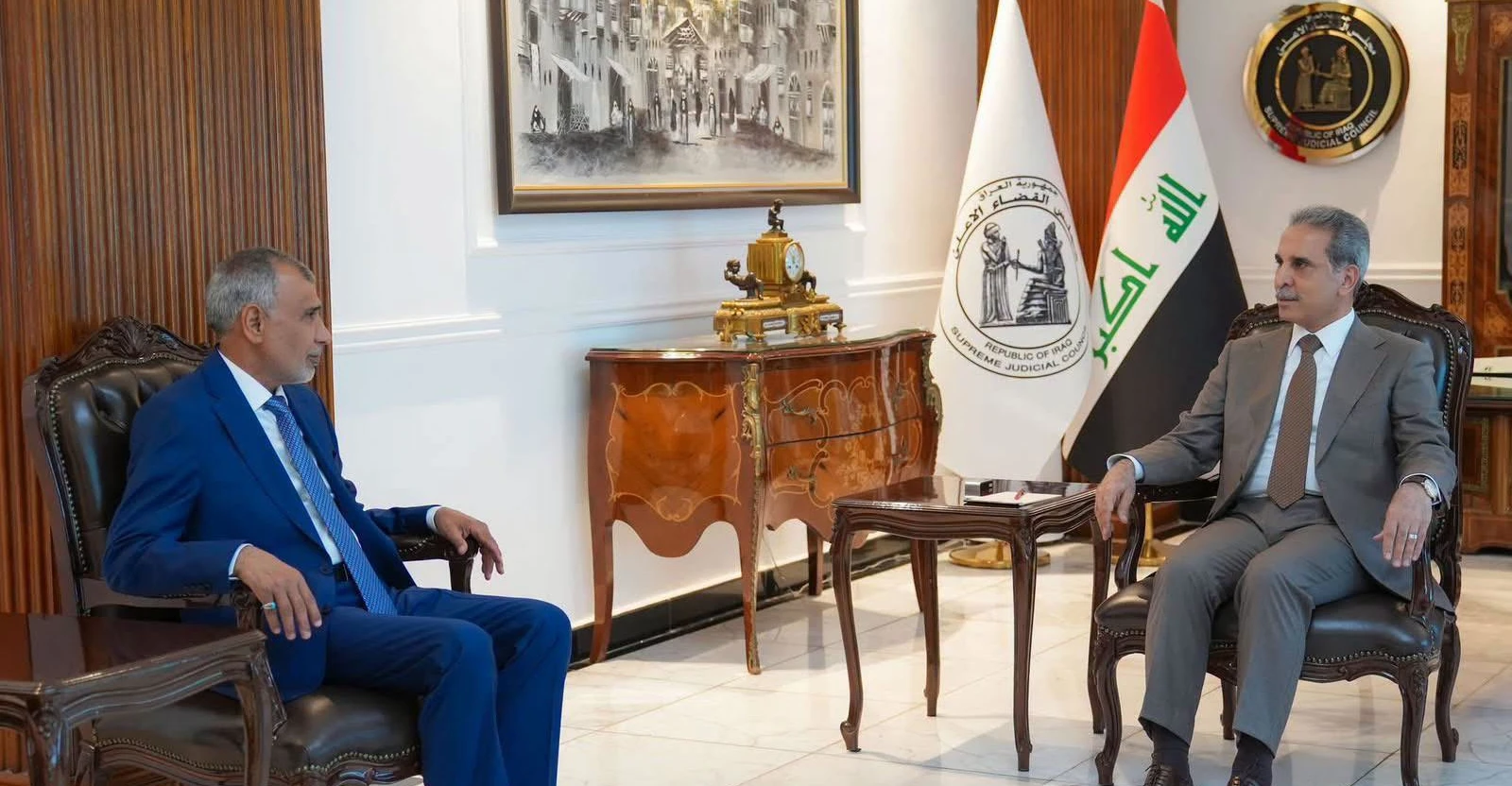 المالية والقضاء الأعلى ينسقان آليات ملاحقة الفاسدين واسترداد الأموال العامة