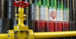 إيران تبدأ محادثات لبيع النفط لشركات يابانية