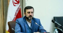 إيران تحذر فرنسا وبريطانيا من "مغامرة عسكرية" في هرمز