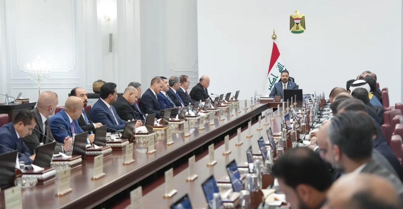 الزيدي يجتمع بالهيئة العليا للتنسيق بين المحافظات ويقرّ حزمة إجراءات بمختلف القطاعات