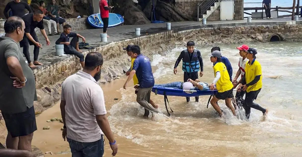مصرع 15 سائحا على الأقل بغرق قارب سياحي في فيتنام