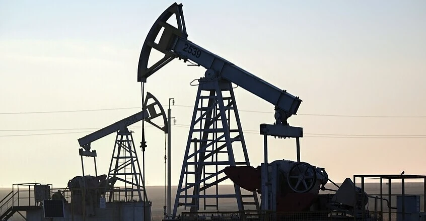 Trump'ın Hürmüz açıklamasının ardından petrol yüzde 5 yükseldi