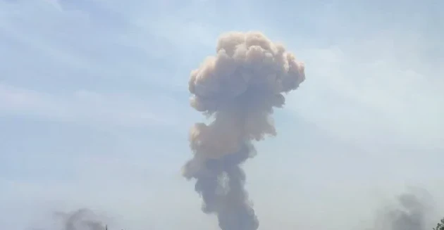 Güney İran'da Buşehr ve Hürmüzgan'da birçok nokta hedef alındı.