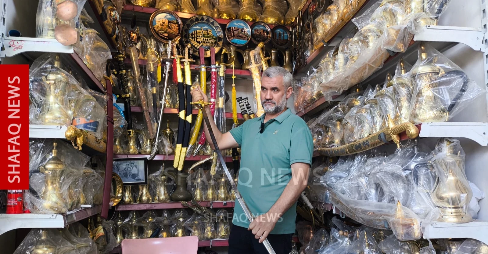 Kirkuk sword trade down to two Iraqi craftsmen