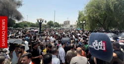 Classroom to street corner: Degree holders stranded in Iraq's job drought