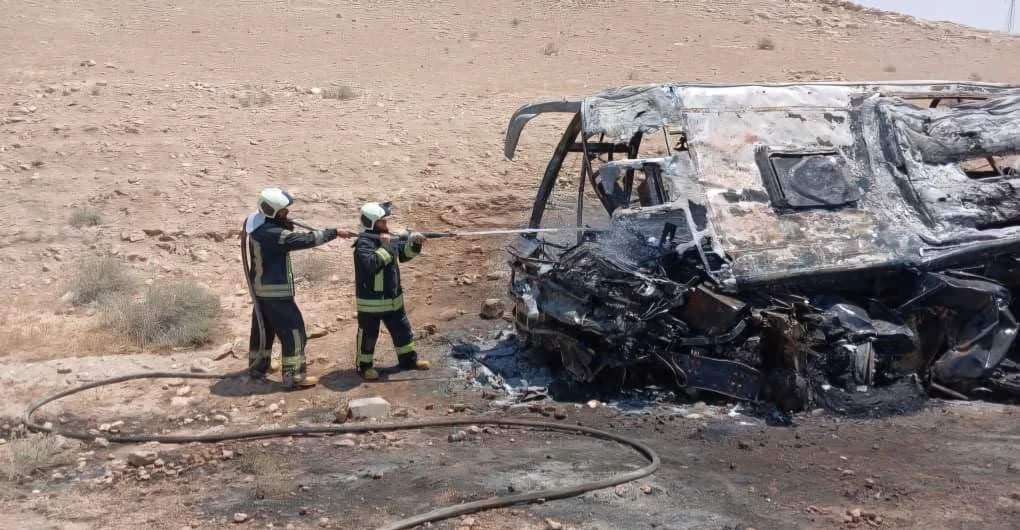 8 قتلى وأكثر من 20 مصاباً إثر تصادم حافلتين على طريق "دمشق - دير الزور"