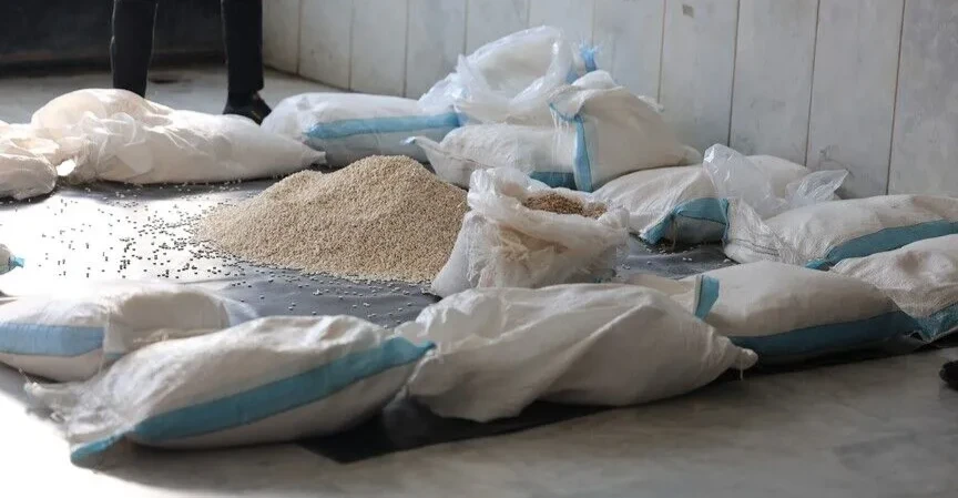 بعد اشتباك مسلح.. الجيش اللبناني يضبط كمية كبيرة من الكبتاغون والحشيش وعملة مزورة