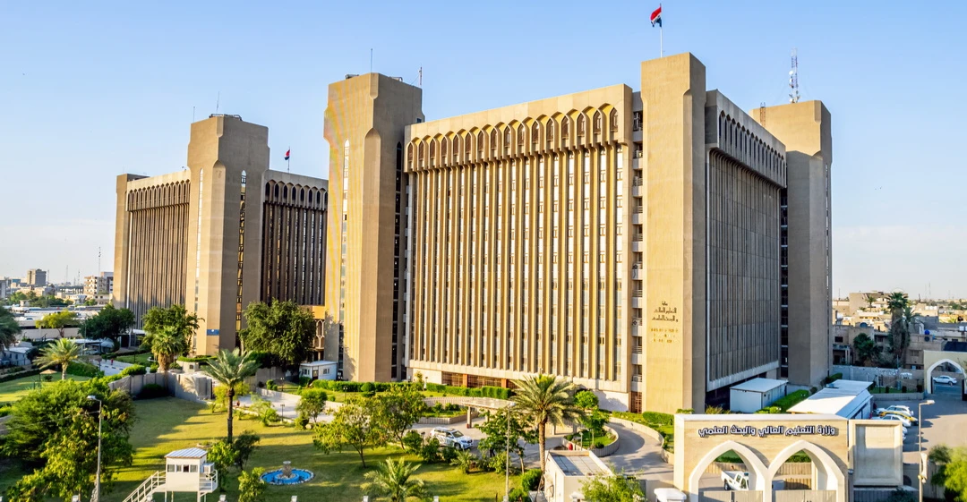 التعليم العالي توجه الجامعات بمنح خمس درجات للحالات الحرجة لطلبة الصفوف غير المنتهية