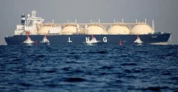 Qatari LNG tanker transits Hormuz after weeks pause