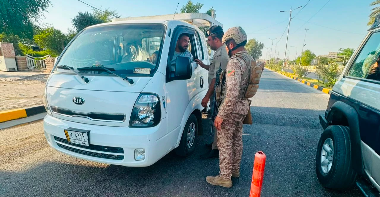 Basra'da silahlı çete altın dükkanını soydu