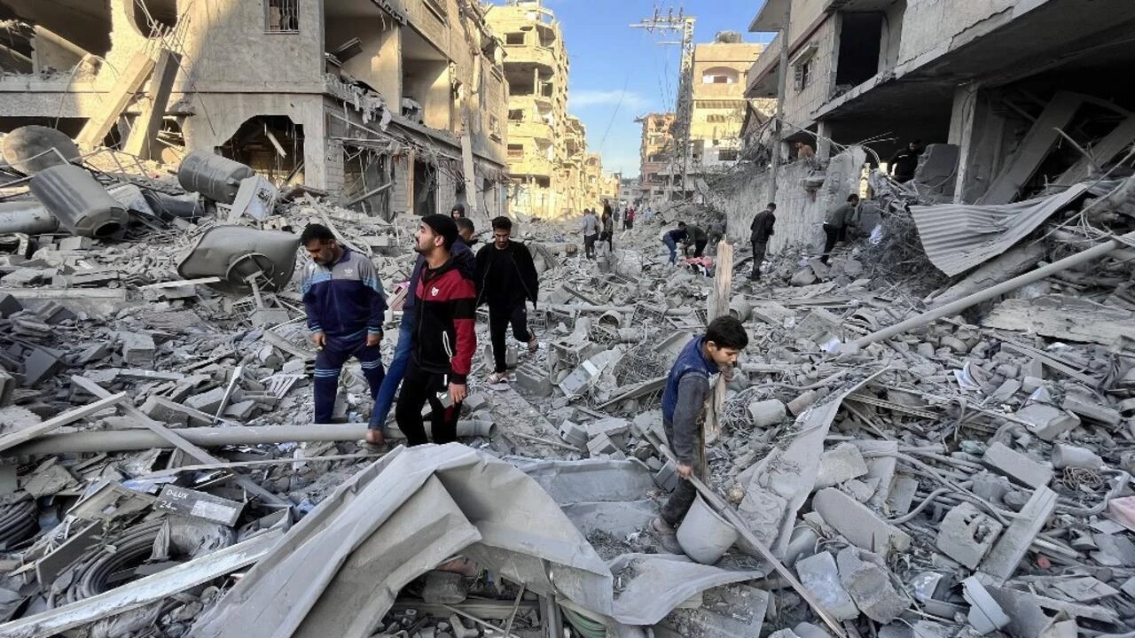 Gaza: Israeli attacks leave seven dead, dozens injured