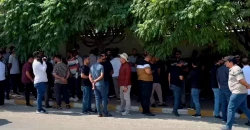 السليمانية.. عمال جباية كهرباء يحتجون للمطالبة بتثبيتهم ويهددون بالتصعيد