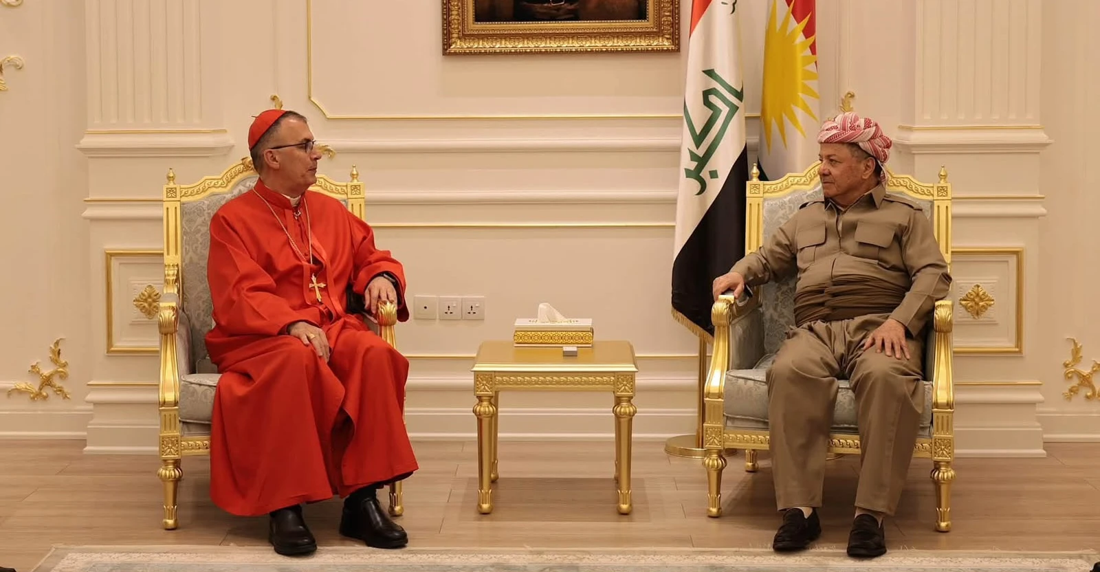 بارزاني وبطريرك الكنيسة الكلدانية يؤكدان حماية حقوق المسيحيين وترسيخ التعايش