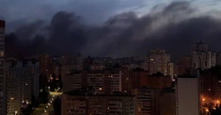 هجوم ليلي مكثف.. 15 قتيلاً وعشرات المصابين تحت الأنقاض في كييف