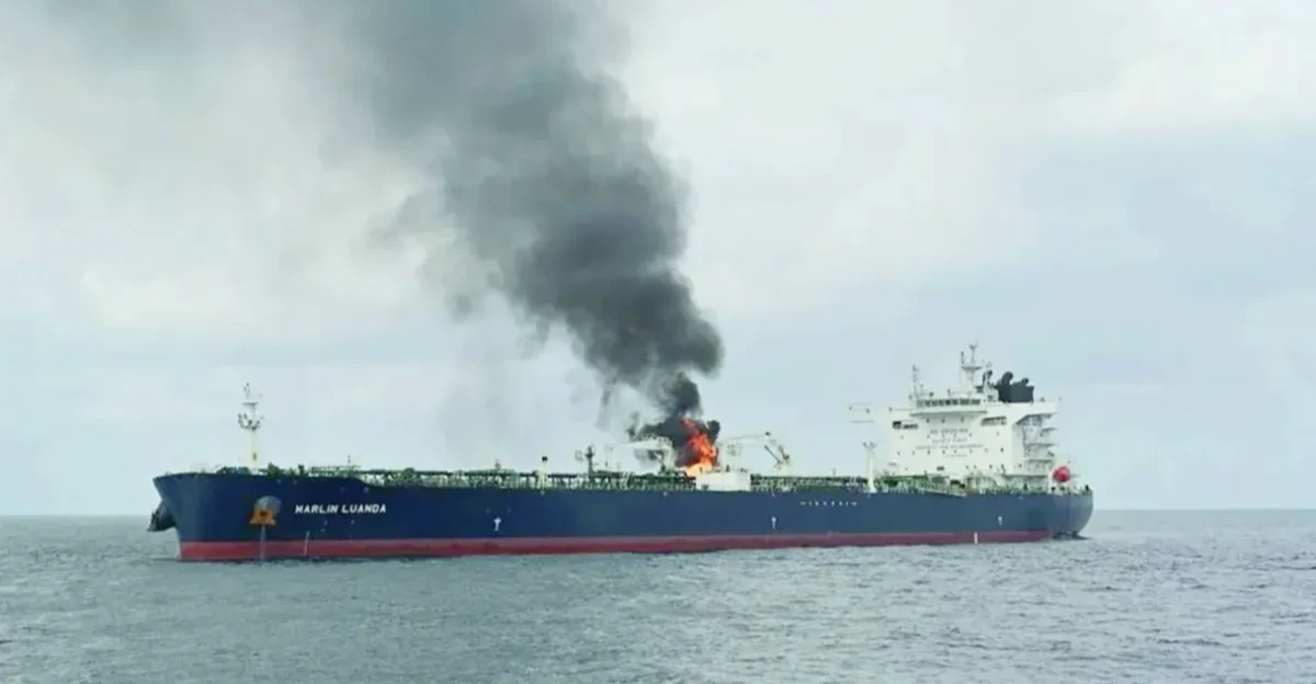 Aden açıklarında tanker patlaması bildirildi