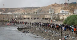 حاكم سبتة يعلن ارتفاع ضحايا الهجرة الجماعية من المغرب إلى 100 قتيل