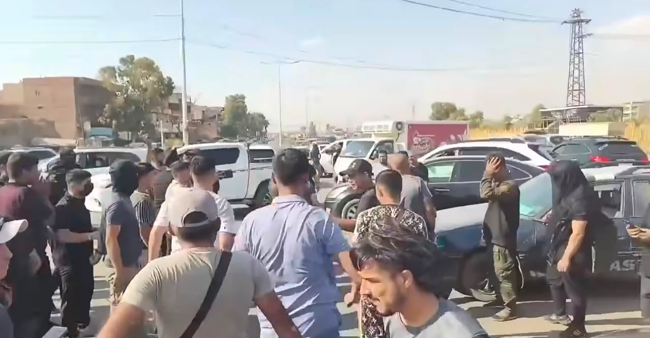 Kürt ailelerin dönüşünde gerginlik: Rasülayn'da araçlara zarar verildi
