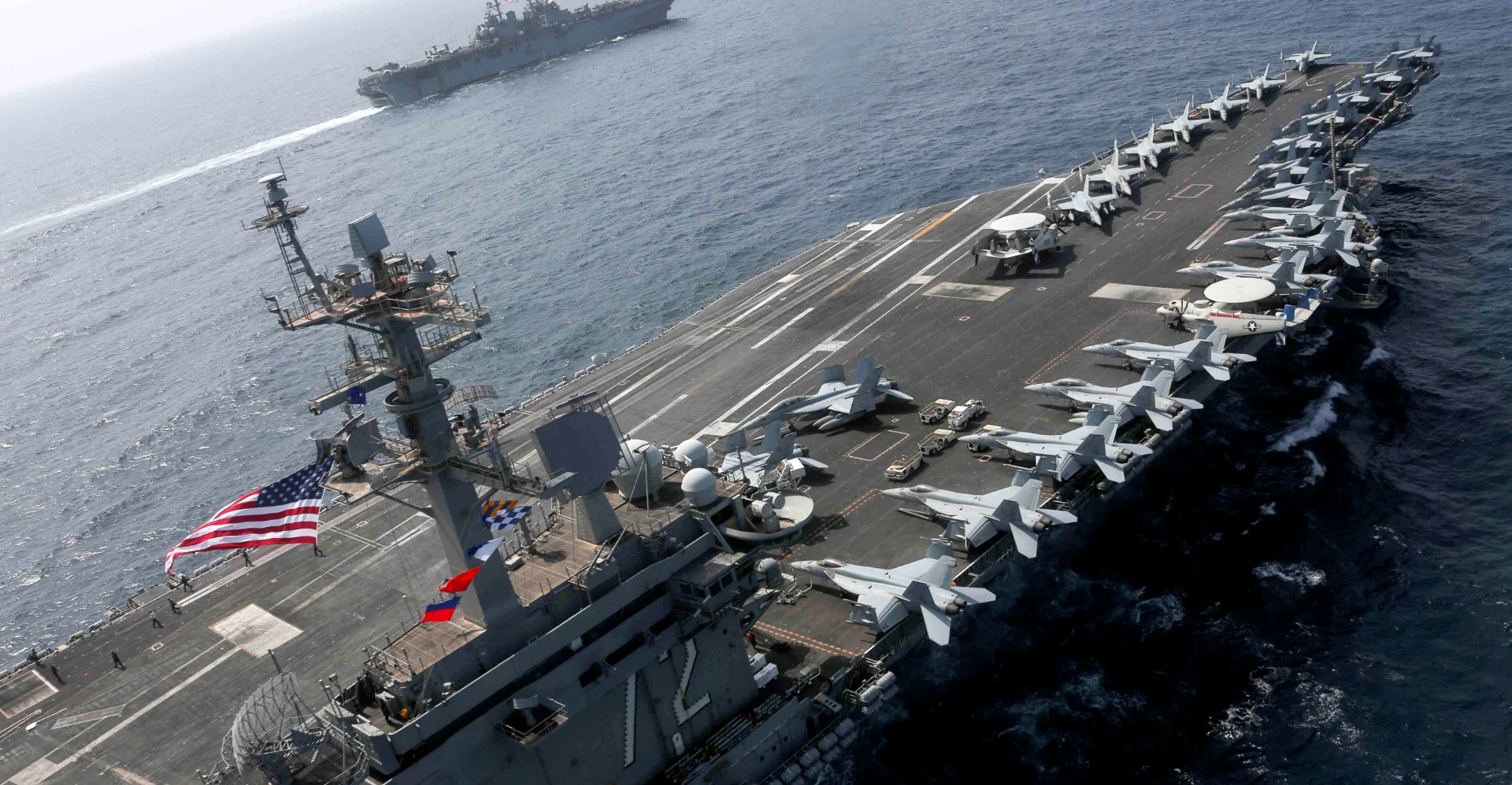 ABD'li senatörler USS Abraham koşulların araştırılmasını istedi