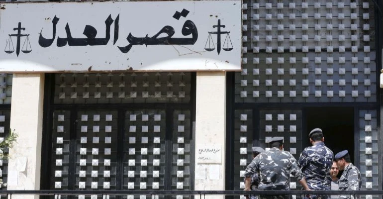 لبنان يباشر إجراءات تسليم ضابط في جيش الأسد للسلطات السورية