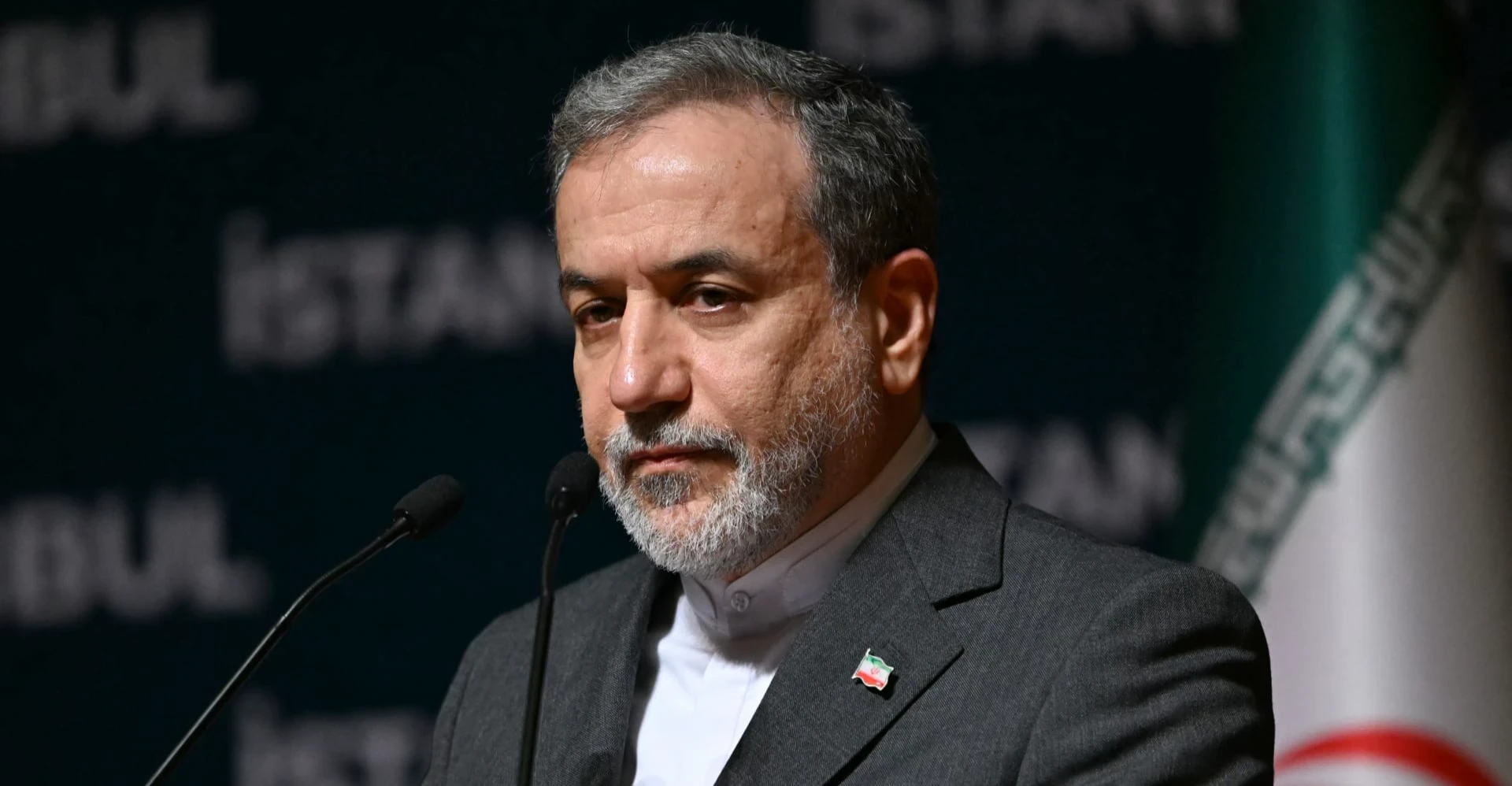 عەراقچی: هیچ دانوسەنینیگ وەگەرد واشنتن نییە و گلەوخواردن هورمز هەوەجە وە جیوەجیکردن مەرجەیلەمان دیرێد