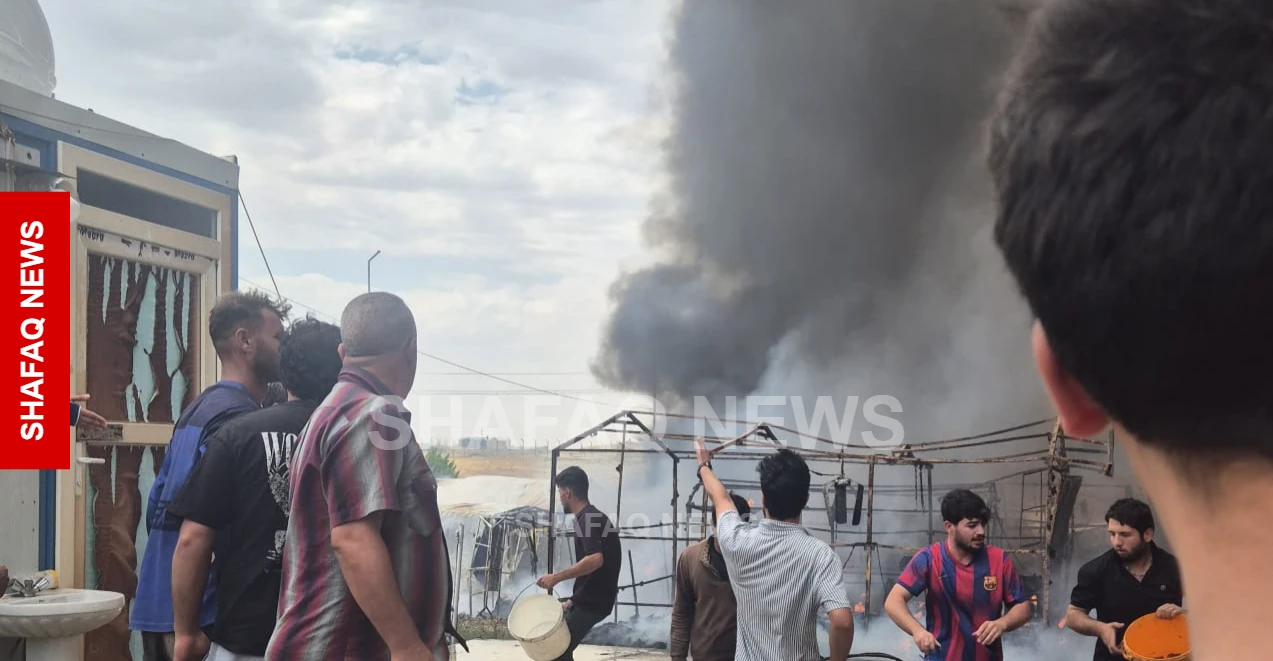 Duhok'taki Şarya mülteci kampında çıkan yangın 10 çadırı küle çevirdi