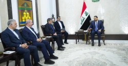 الزيدي ومحافظ البنك المركزي الإيراني يبحثان التحديات المالية والنقدية الإقليمية