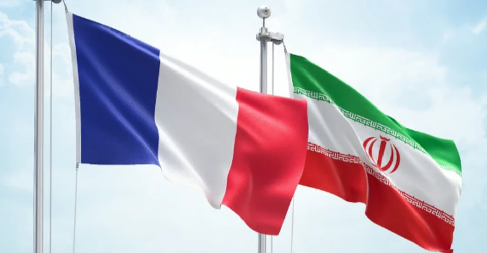 طرد وحظر دبلوماسي متبادل بين إيران وفرنسا