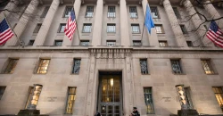 US indicts 17 Iranians over global cyber campaign