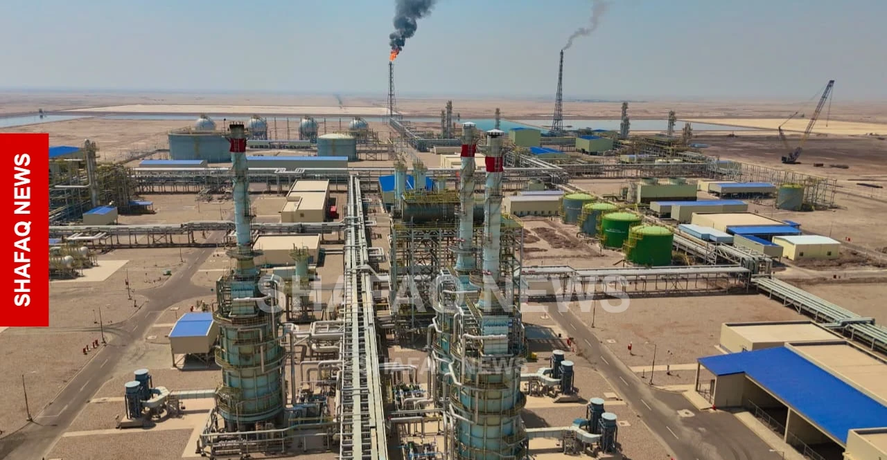 Oil drops ahead of tougher US Iran sanctions