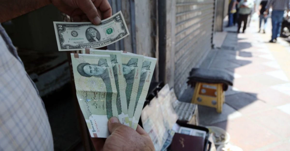Iran's rial slides past 204,000 per dollar to fresh record low
