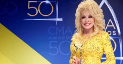أسطورة موسيقى "الكونتري".. وفاة دوللي بارتون عن 80 عاماً