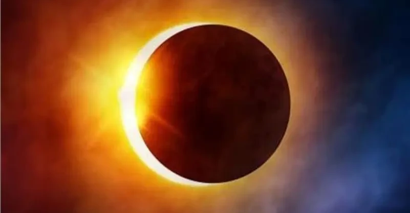 Partial lunar eclipse and northern lights set to coincide overnight