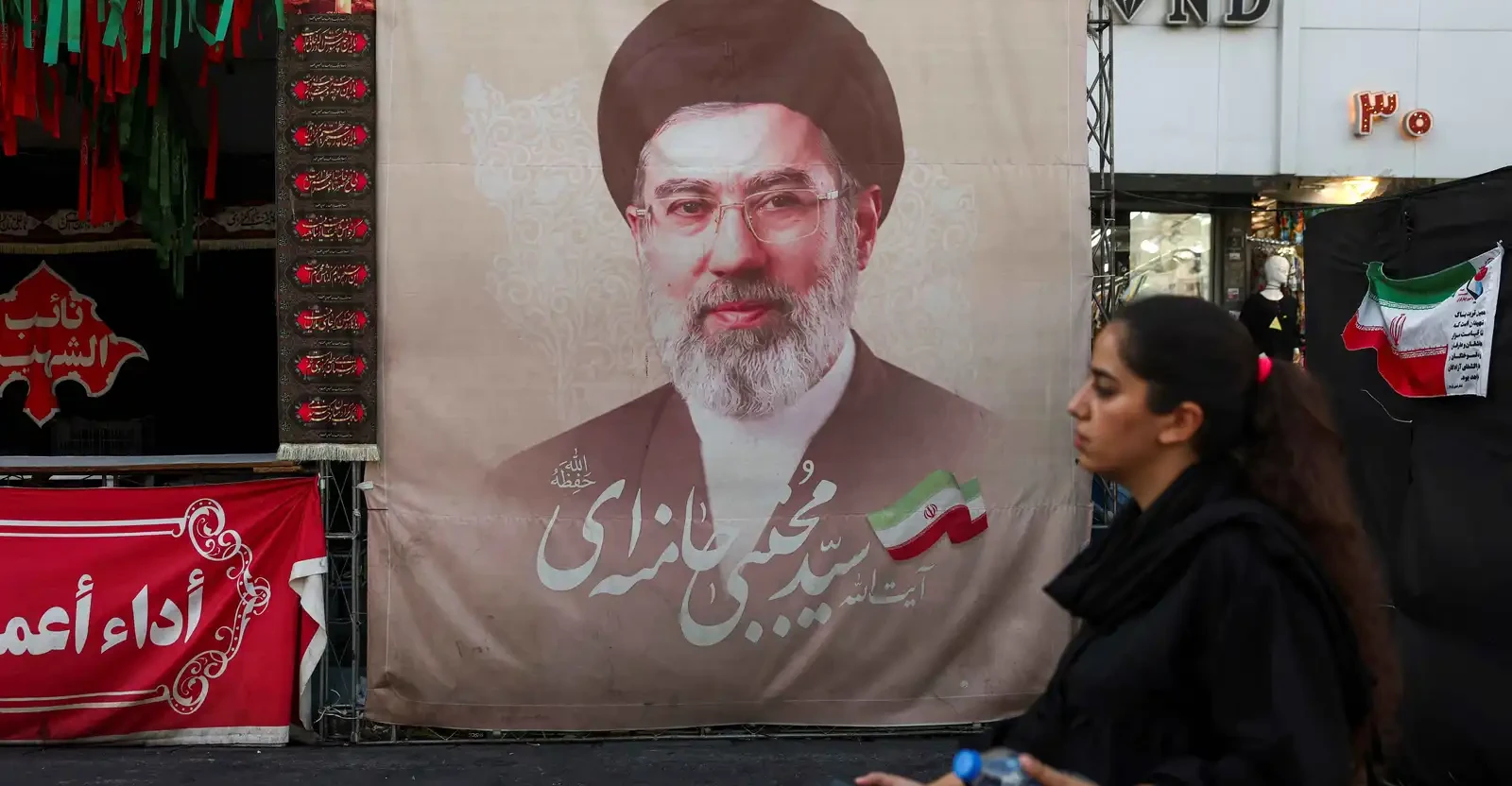 تقرير عبري: الحصار الأميركي على إيران يخنقها من الداخل