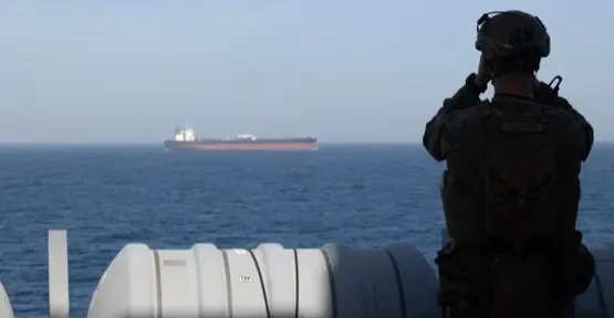 White House: Strait of Hormuz open to US