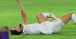 كسر ساق لاعب نادي الموصل سيمون ألكسندر خلال مواجهة الشرطة (فيديو)