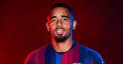 رسمياً.. برشلونة يعلن تعاقده مع غابرييل جيسوس