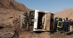 مصر.. 16 قتيلاً و28 مصاباً بانقلاب حافلة في جنوب سيناء