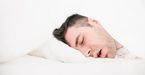 دراسة تكشف لغزاً جديداً بشأن النوم والزهايمر