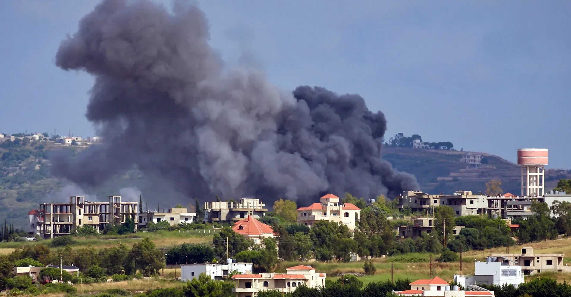 Israeli strikes leave five casualties in southern Lebanon