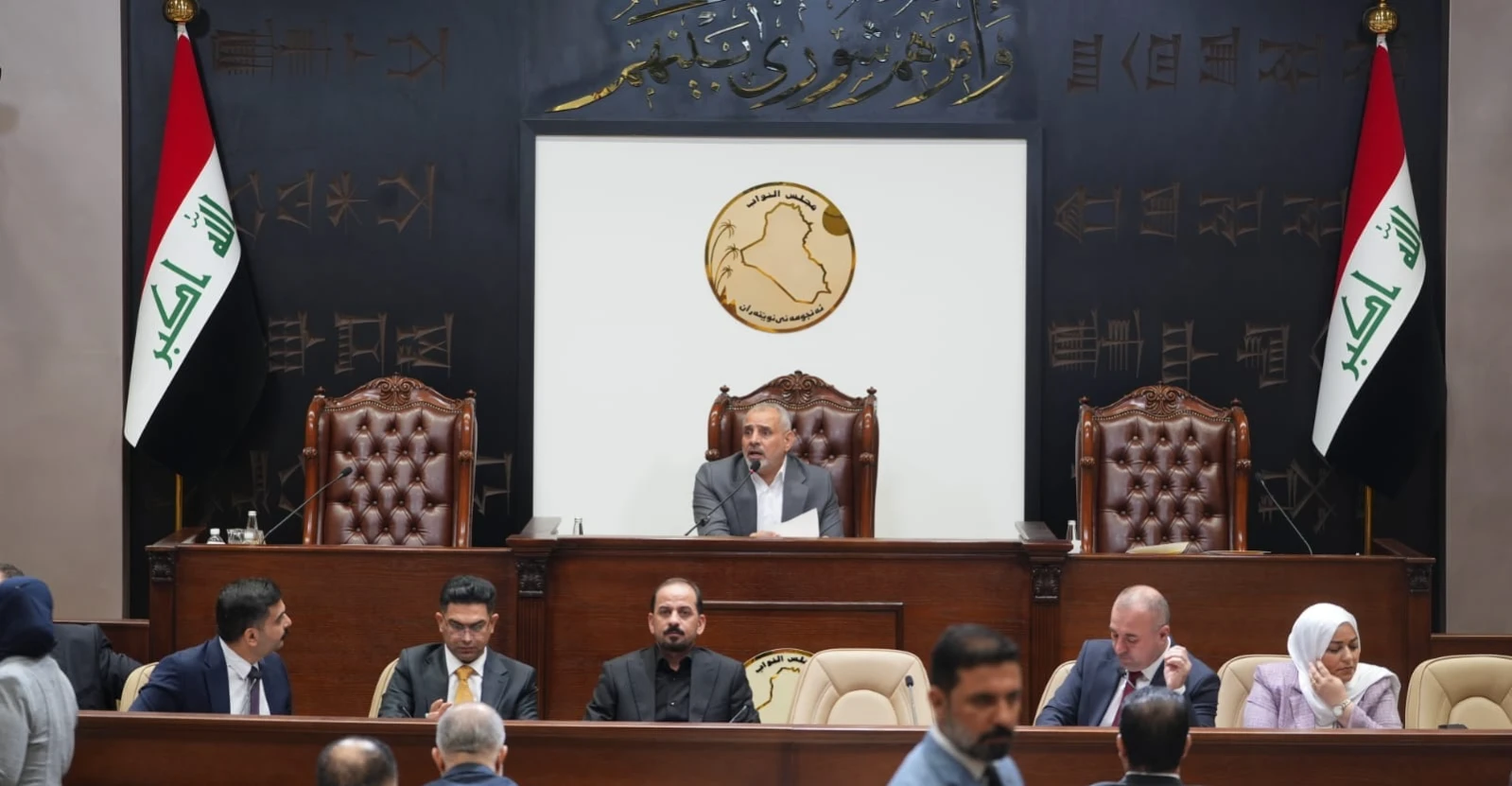 تقليل الغرامات وتمديد السنوية لـ10 سنوات وتنظيم "التوك توك".. حراك نيابي لتعديل قانون المرور