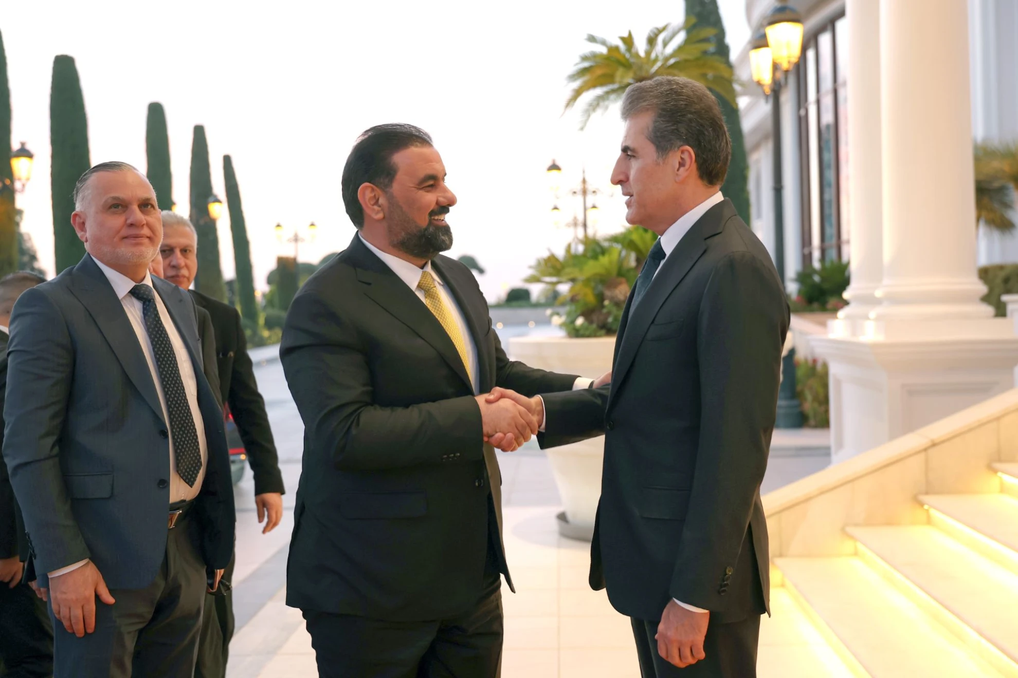 نيجيرفان بارزاني يجدد دعمه حصر السلاح بيد الدولة ويدعو لحل الملف بالحوار