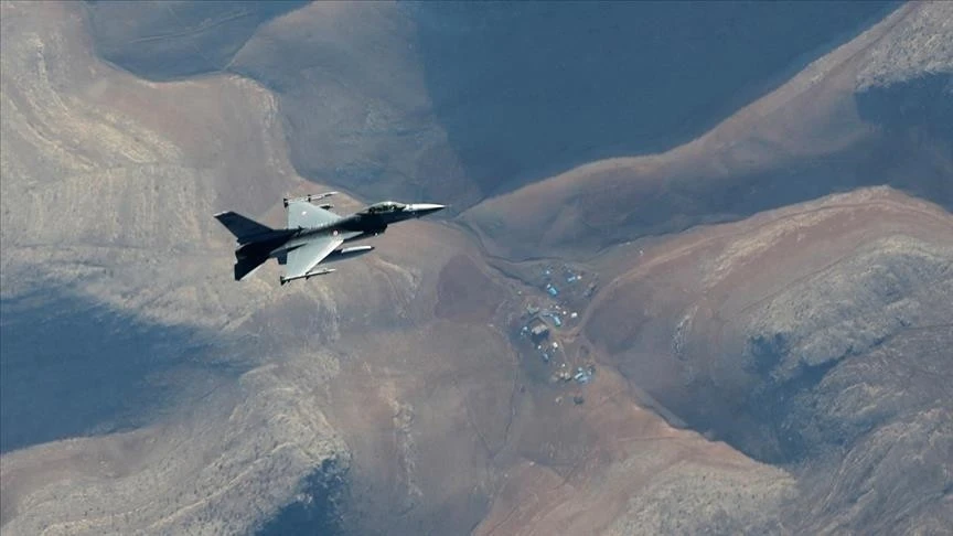 حووسییەیل خەوەر دەن لە وەخوارخستن فڕۆکەیگ جەنگی سعودی لە جۊر "F15"