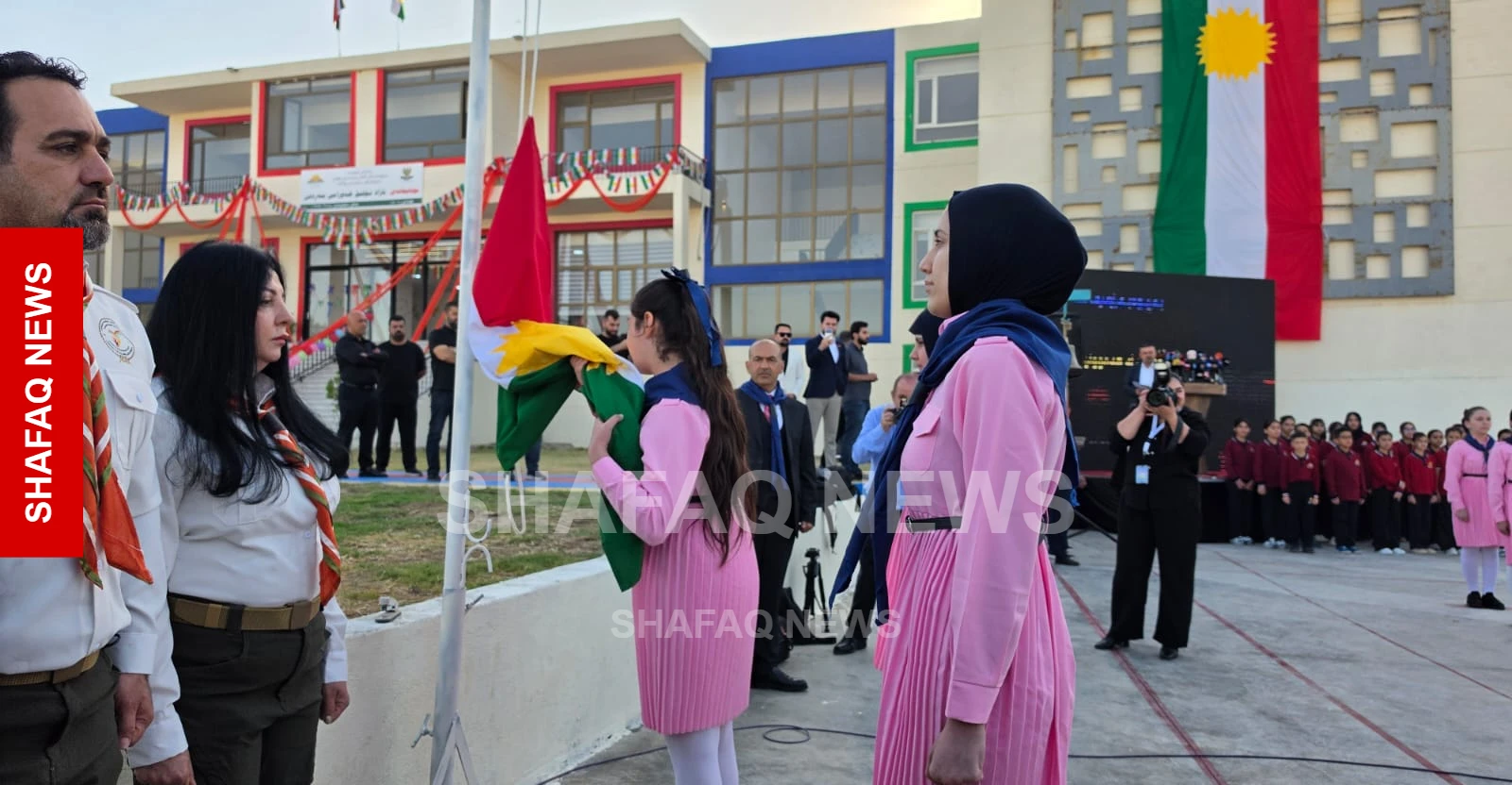رئيس اقليم كوردستان يقرع جرس بدء العام الدراسي الجديد