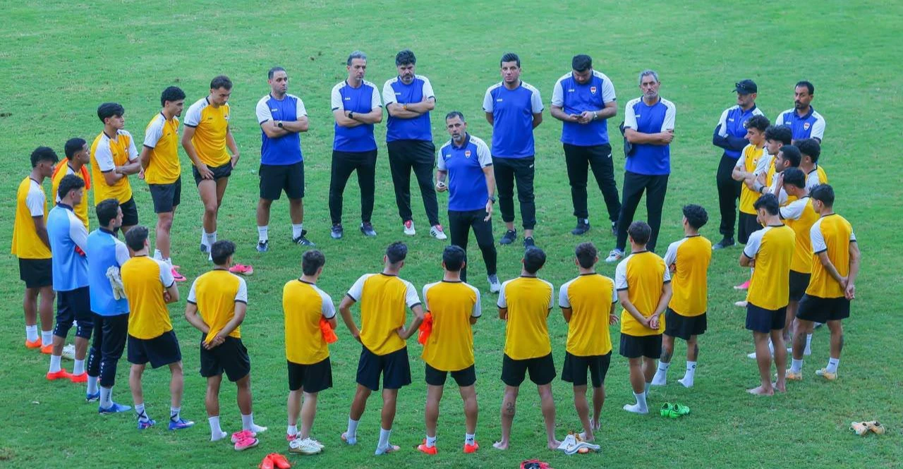 الأولمبي العراقي يغادر إلى صربيا لخوض مباراتين وديتين
