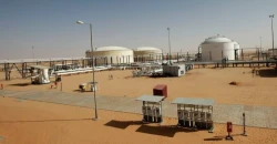مسلحون يغلقون صمام خط أنابيب النفط في حقل الشرارة الليبي