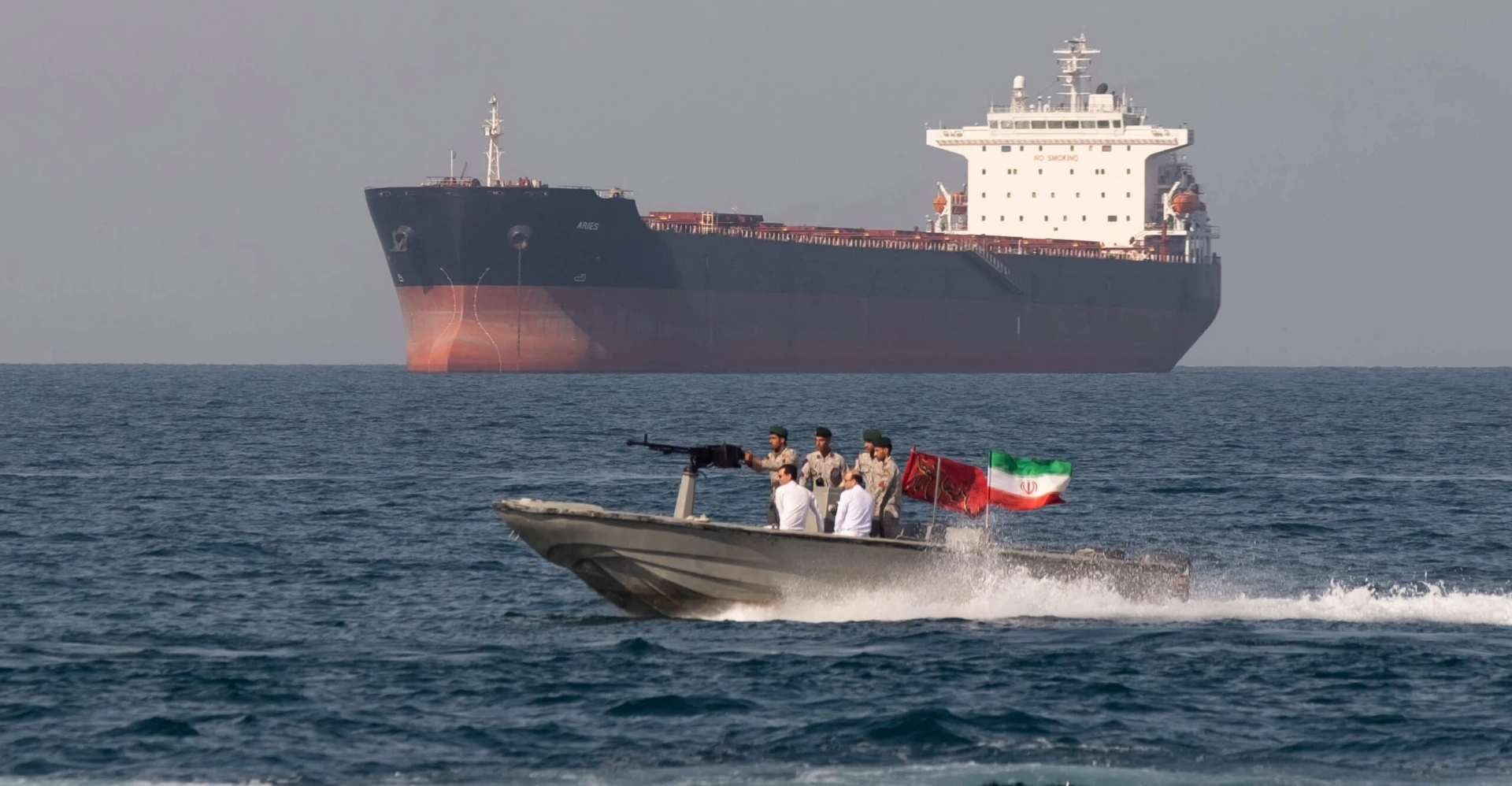 إيران: اعترضنا 19 سفينة حاولت عبور هرمز خلال يومين