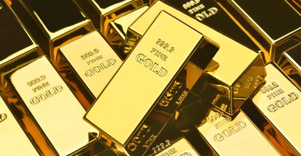 Gold steadies near seven-week low ahead of US data